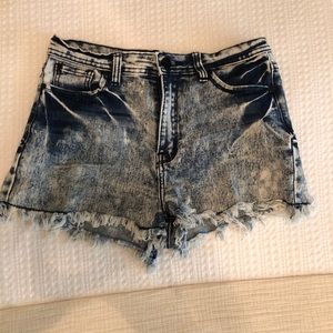 High waist denim shorts